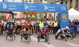 Salida de la la carrera popular Liberty Seguros "Una Meta para todos"